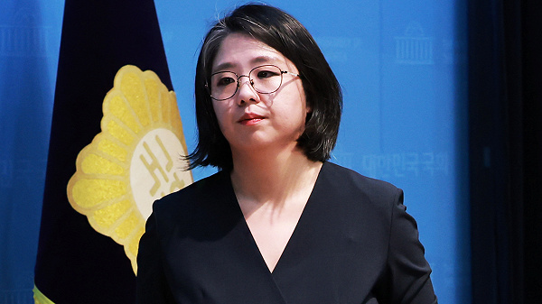 20분 전 기습 공지? 용혜인 후보자 기자회견에 여당도 당황